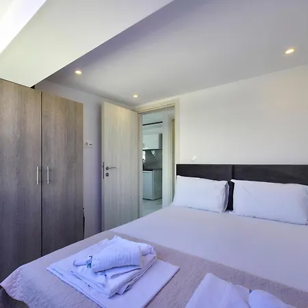 Ifi By Sdr * Paralía