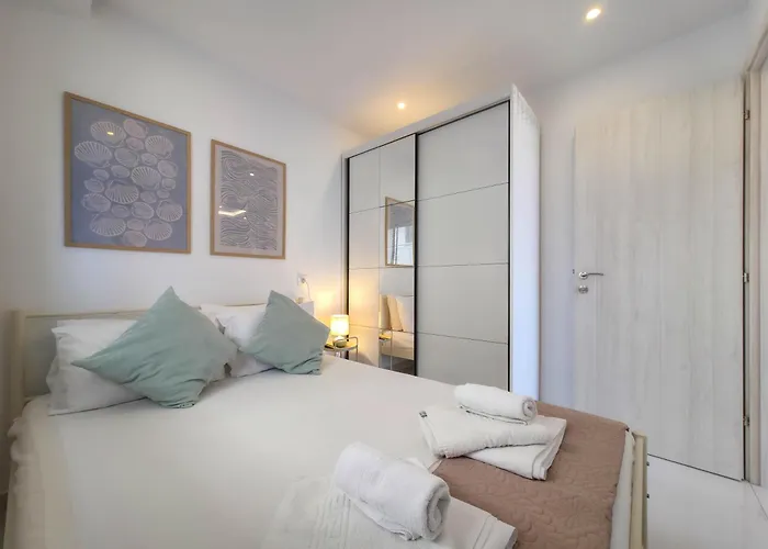 Apartment Ifi By Sdr Paralia Katerinis